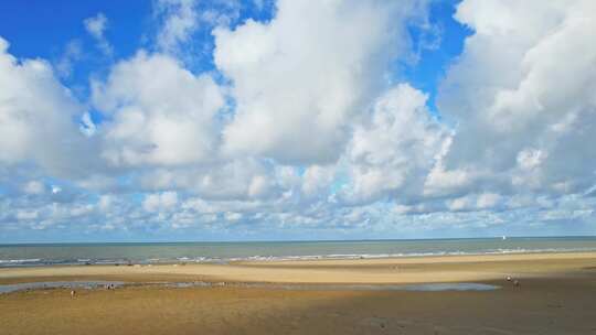 天空蓝天白云自然风景大海海浪海洋波浪