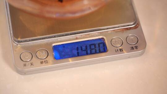 【镜头合集】一碗油脂并用厨房秤称重量