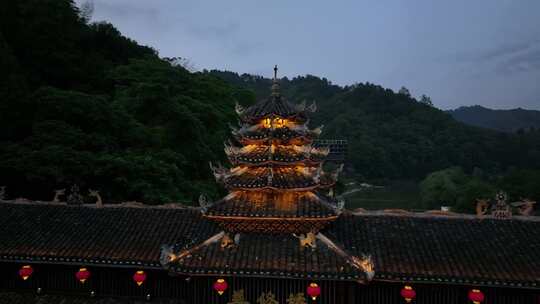 湖南皇都侗文化村古建筑夜景