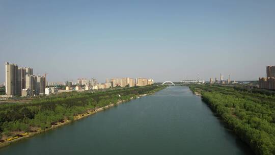 城市里的河流