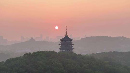 航拍清晨日出杭州西湖风景区雷峰塔建筑同框