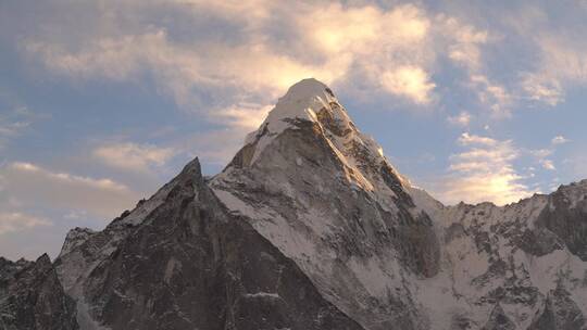 尼泊尔EBC山峰视频