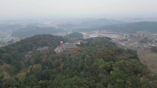 四川德阳罗江乡村冬季的万佛寺