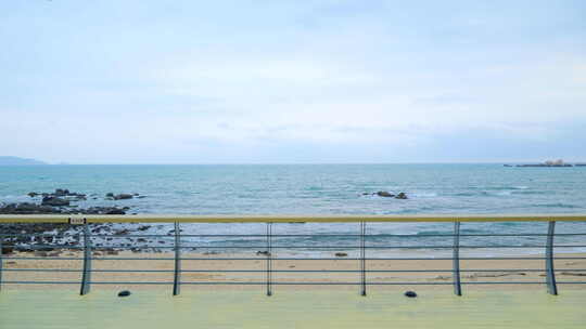 大海岸边栈道栏杆 海边观海平台视频素材模板下载