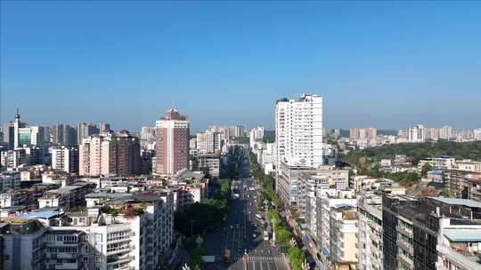 城市街道全景鸟瞰图自贡建设自贡汇东路