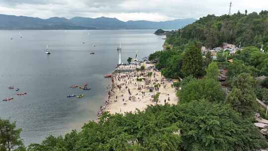 抚仙湖明星鱼洞风景区海边沙滩湖泊