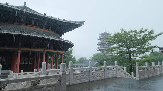 柳州文庙中式庭院古建筑雨景雨季大雨暴雨