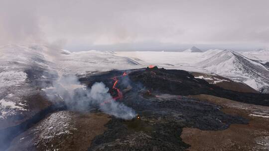 航拍冰岛和火山熔岩
