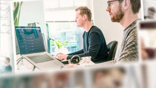 温馨企业回忆图文照片展示