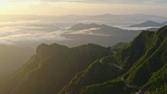 4k航拍山村晚霞