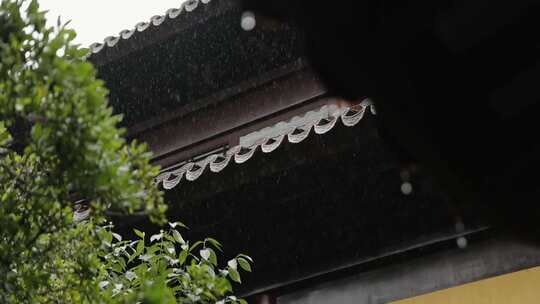 中式屋檐下雨中国传统建筑东方禅意雨天雨滴