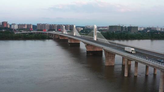 航拍永州的九疑大桥拉索桥梁黄昏美景4K