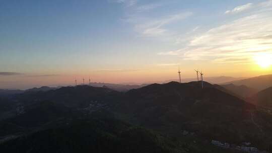 高山风车夕阳晚霞航拍