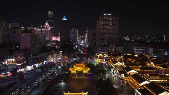 云南昆明金马碧鸡坊的夜景