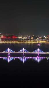 竖屏航拍江西南昌赣江朝阳大桥夜景