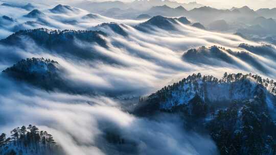 冬季的高山云雾风景