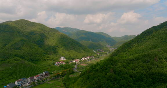 群山竹林航拍浙江湖州2