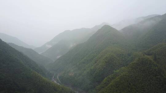 山谷 群山 迷雾 雾 航拍