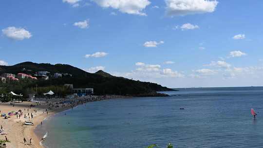 大连傅家庄公园海滩蓝天白云延时