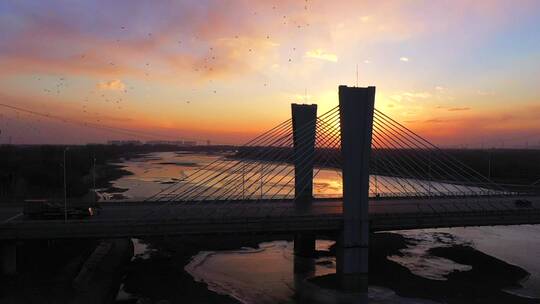 大桥河流夕阳延时航拍  唯美空镜城市空境