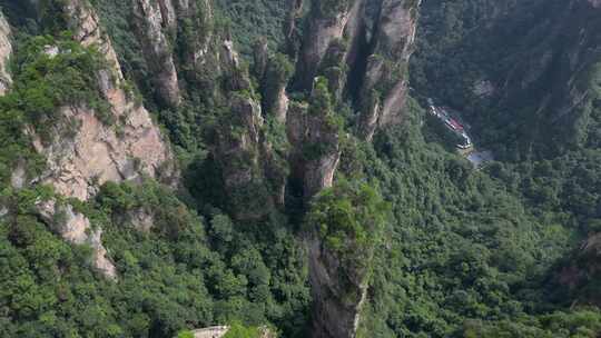 湖南省张家界景区阿凡达取景地奇峰穿云航拍