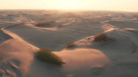 沙漠震撼大气日出航拍风景