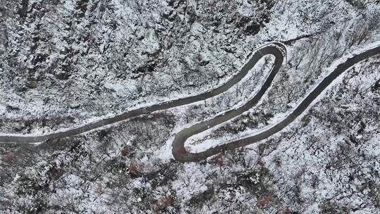 冬天雪后大山公路交通航拍