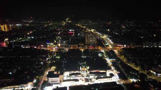 江苏连云港夜景步行街人流航拍