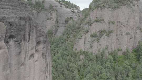 青海海南同德石藏丹霞峡谷山峰航拍视频