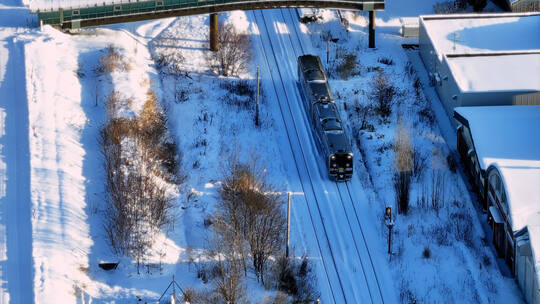 北海道雪中列车高清在线视频素材下载