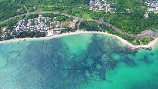 航拍海南环岛公路海洋森林海岸与海岸线航拍