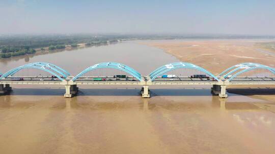 航拍郑州黄河大桥