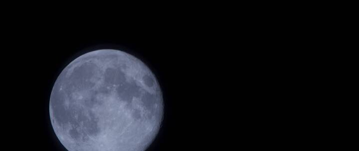 月球表面旋转自转