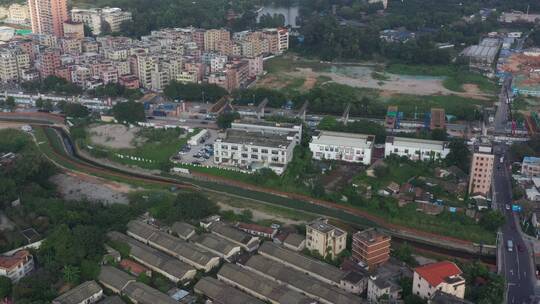 航拍深圳龙华区观澜城市空间