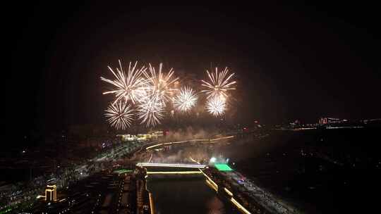 栾川城市节日烟花表演视频素材模板下载