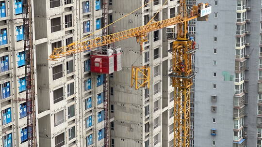 延时北京建筑工地拆卸塔吊镜头