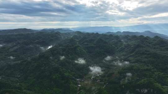 航拍延时山川森林光影