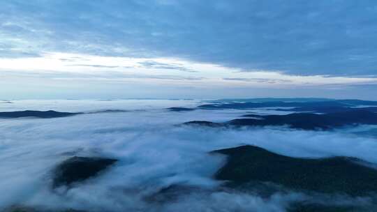 航拍黎明山川山林云海