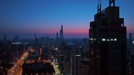 凌晨上海城市航拍