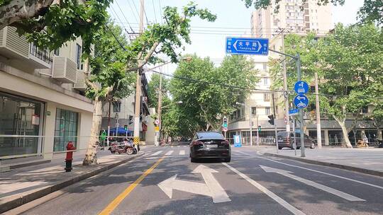 上海封城中的宁静城市老街区街道