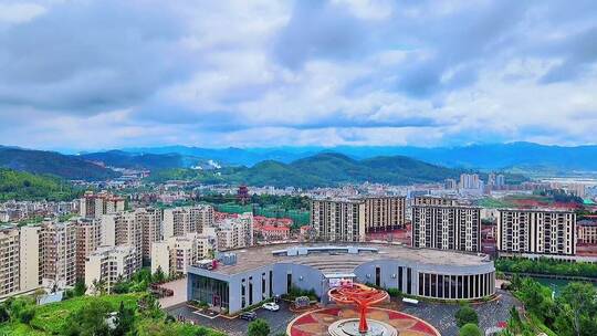 大片即视感航拍，晶莹剔透的城市夜景