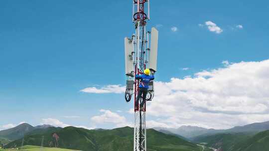 中国移动5G信号基站铁塔检修检查