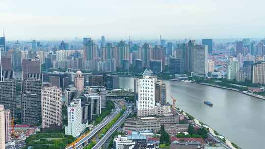 上海市黄浦区高楼大厦黄浦江南浦大桥桥梁车