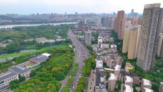 湖北武汉东湖城市风景风光航拍车流交通听涛