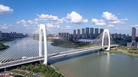 南宁青山大桥航拍环绕延时视频素材模板下载