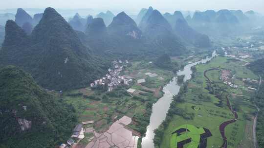 广西桂林遇龙河风景区风光