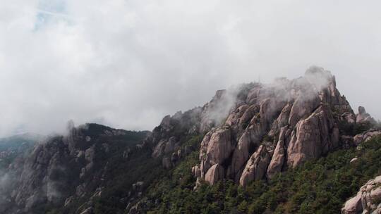 航拍青岛崂山巨峰自然风光