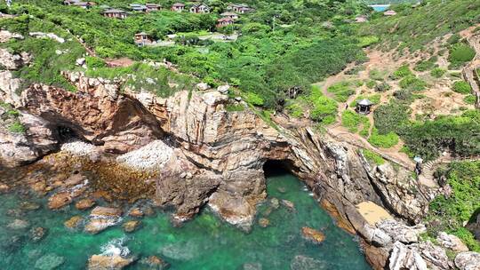 大疆无人机实拍原素材航拍海岸蓝天白云风景