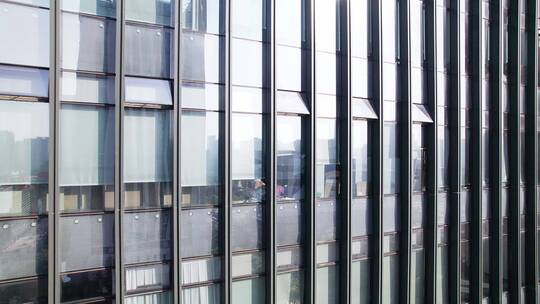 航拍杭州滨江玻璃幕墙现代办公大楼视频素材模板下载