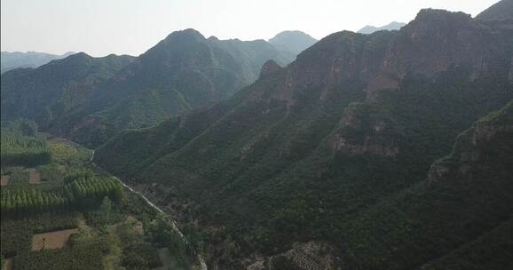 山峦层叠航拍空镜素材